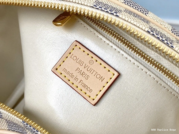 Aaa replica bags VUITTON TOILETRY BAG LOUIS 0822